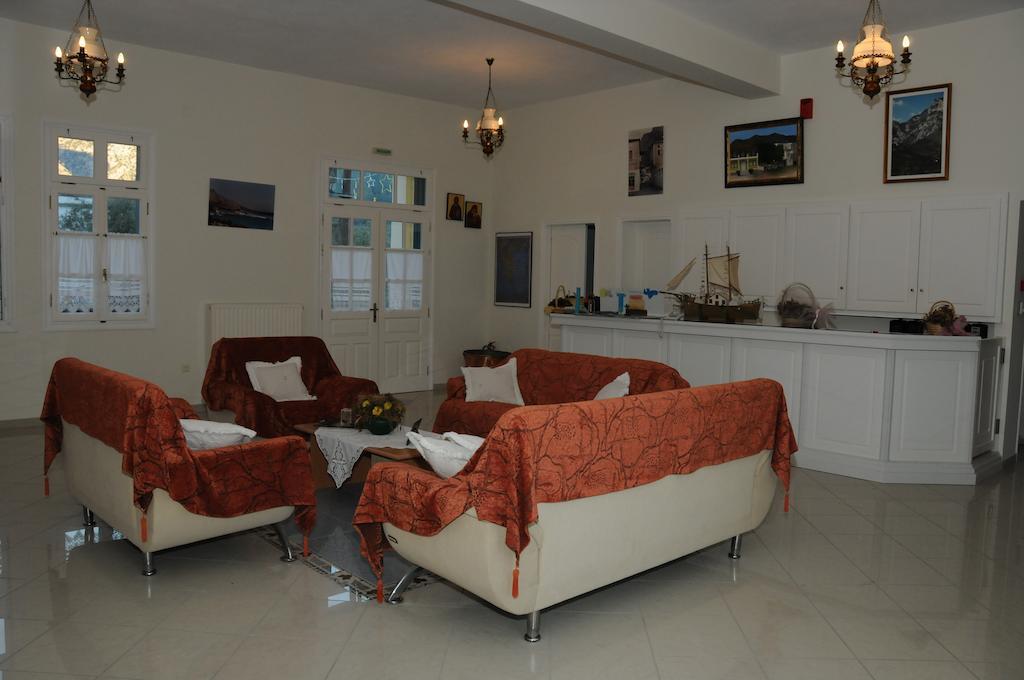 Costa-Rini Hotel Leonidio Ngoại thất bức ảnh