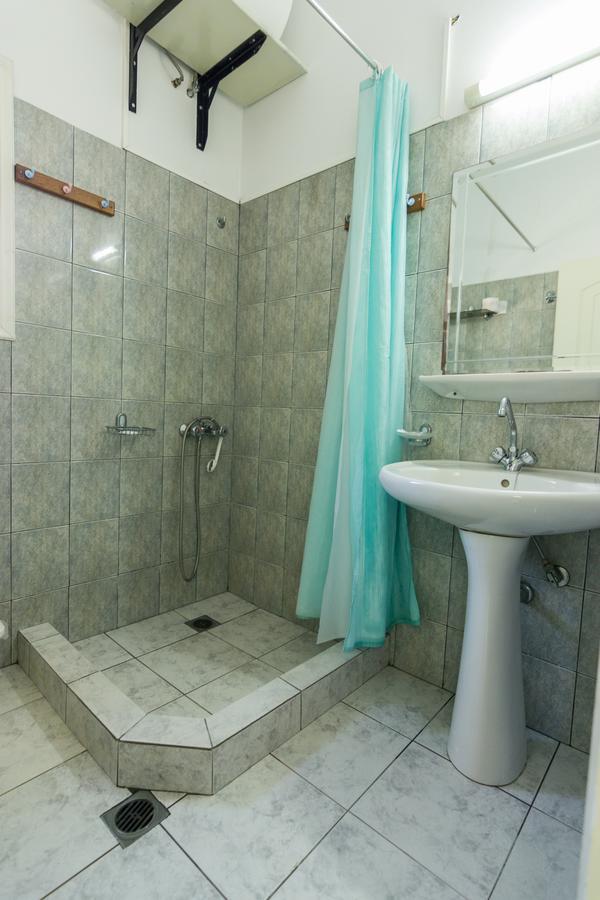 Costa-Rini Hotel Leonidio Ngoại thất bức ảnh